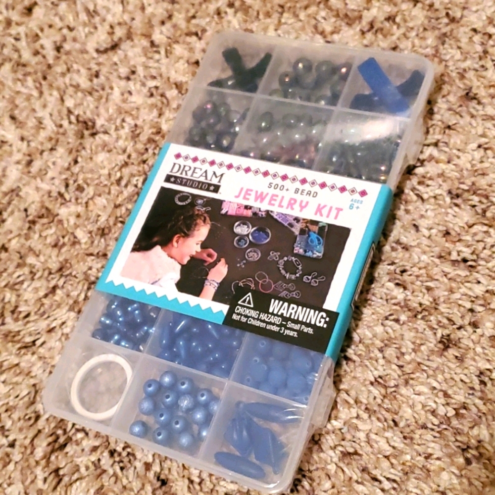 Jewelry Kit - 500+ beads